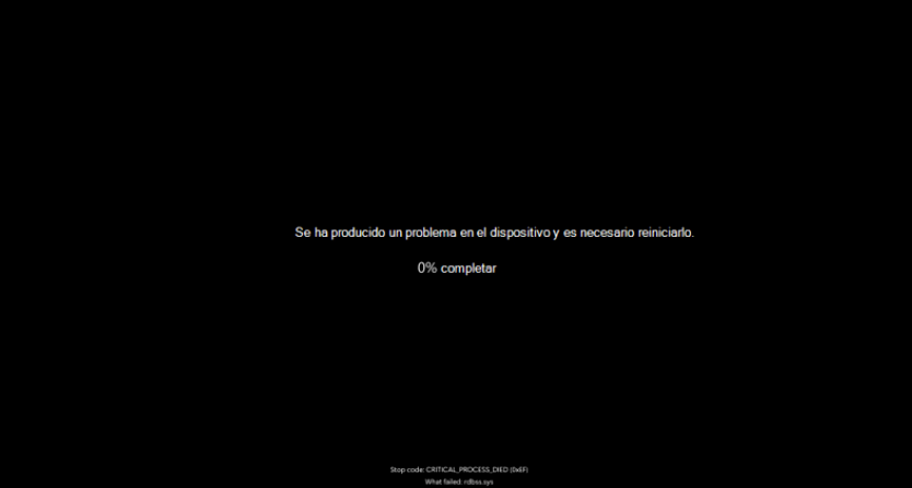 Pantalla de ordenador mostrando reinicio inesperado del sistema