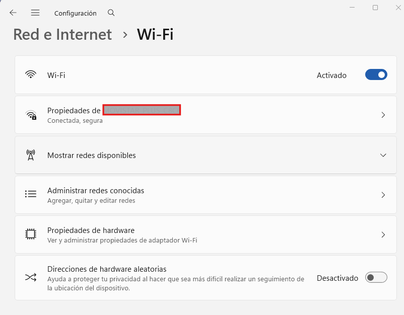 Señal WiFi y portátil mostrando conexión a internet
